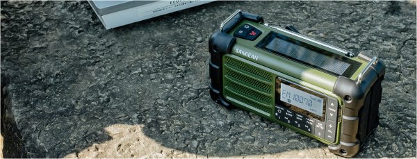Vevradio Sangean MMR99 Green | Solceller | Powerbank 2600 mAh | Nödradio